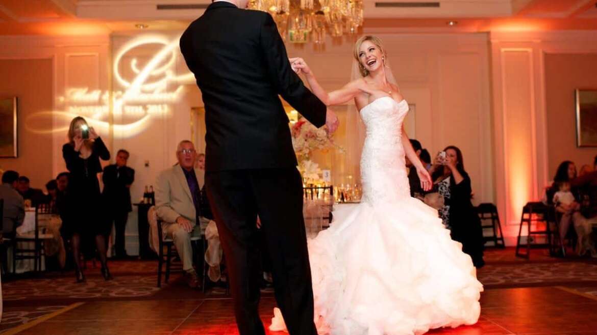 Enchanting Dance Moments with Your DJ in Cannes